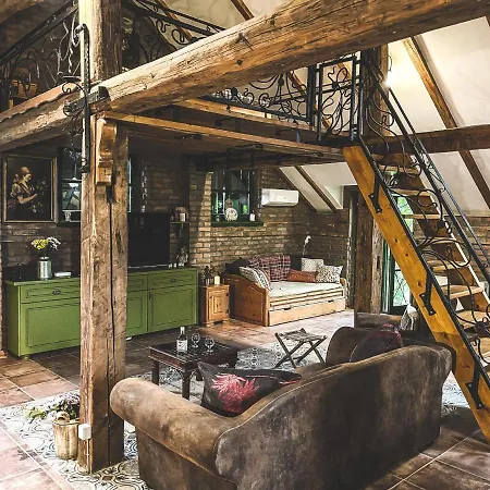 Kır Evi Wood Mood Tiganjica Stajicevo